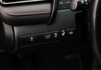 Подержанный автомобиль Toyota Camry Sedan 2021 года (26 фото)