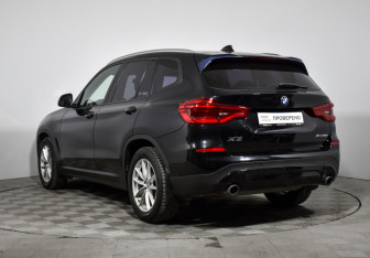 Подержанный автомобиль BMW X3 2019 года (7 фото)