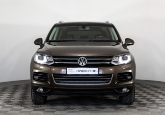 Подержанный автомобиль Volkswagen Touareg 2013 года (2 фото)
