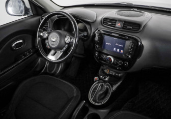 Подержанный автомобиль Kia Soul 2017 года (9 фото)