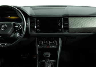 Подержанный автомобиль Skoda Kodiaq 2022 года (14 фото)