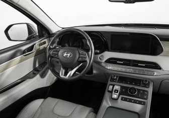Подержанный автомобиль Hyundai Palisade 2020 года (12 фото)
