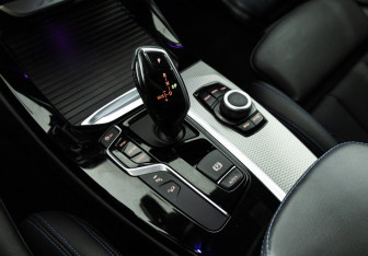 Подержанный автомобиль BMW X3 2019 года (18 фото)
