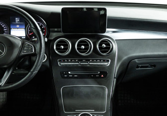 Подержанный автомобиль Mercedes-Benz GLC Coupe 2018 года (14 фото)