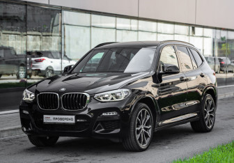Подержанный автомобиль BMW X3 2019 года (3 фото)
