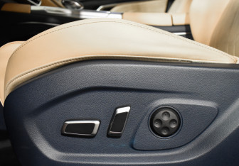 Подержанный автомобиль Voyah Free 2023 года (21 фото)