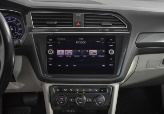 Подержанный автомобиль Volkswagen Tiguan 2017 года (16 фото)