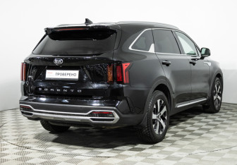 Подержанный автомобиль Kia Sorento 2020 года (5 фото)