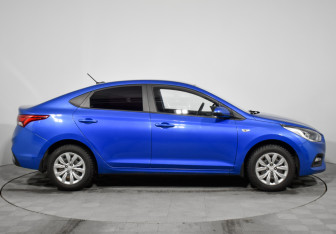 Подержанный автомобиль Hyundai Solaris Sedan 2017 года (4 фото)