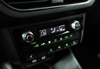 Подержанный автомобиль Skoda Rapid Liftback 2021 года (15 фото)