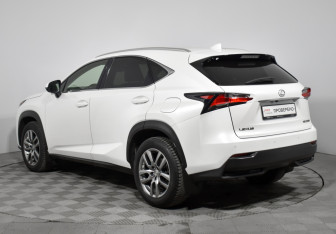 Подержанный автомобиль Lexus NX 2016 года (7 фото)