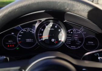 Подержанный автомобиль Porsche Cayenne 2021 года (13 фото)