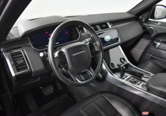 Подержанный автомобиль Land Rover Range Rover Sport 2018 года (9 фото)