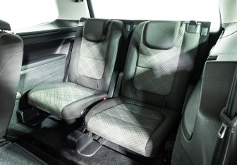 Подержанный автомобиль Volkswagen Sharan 2019 года (17 фото)