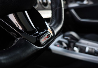 Подержанный автомобиль Kia Stinger 2018 года (30 фото)