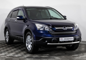 Подержанный автомобиль Honda CR-V 2008 года (3 фото)