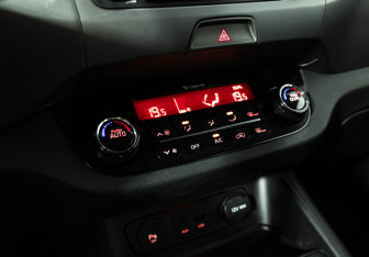 Подержанный автомобиль Kia Sportage 2015 года (16 фото)