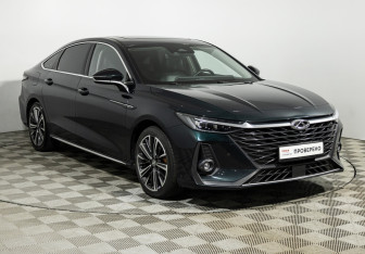 Подержанный автомобиль Chery Arrizo 8 2023 года (3 фото)