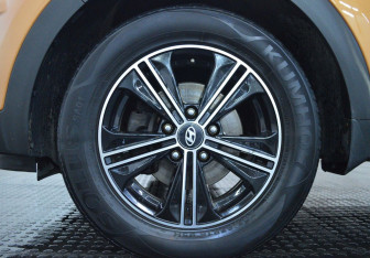 Подержанный автомобиль Hyundai Creta 2017 года (9 фото)