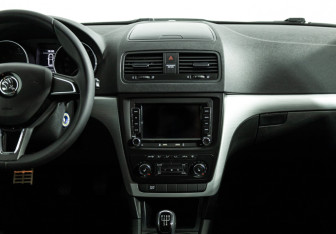 Подержанный автомобиль Skoda Yeti 2014 года (14 фото)