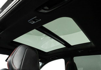 Подержанный автомобиль Geely Coolray 2023 года (18 фото)