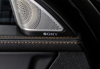 Подержанный автомобиль Exeed TXL 2022 года (17 фото)