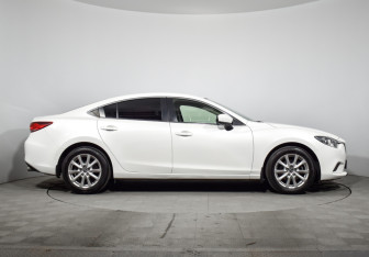 Подержанный автомобиль Mazda 6 Sedan 2017 года (4 фото)
