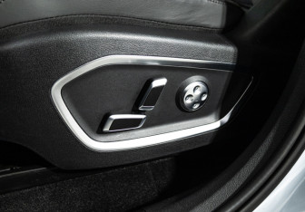 Подержанный автомобиль Geely Tugella 2023 года (20 фото)