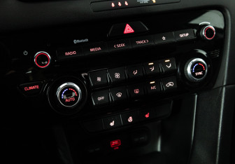 Подержанный автомобиль Kia Sportage 2021 года (16 фото)