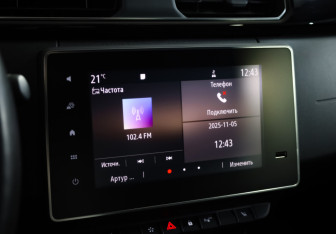 Подержанный автомобиль Renault Arkana 2020 года (16 фото)