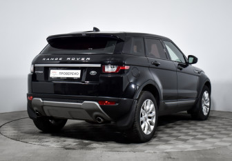 Подержанный автомобиль Land Rover Range Rover Evoque 2017 года (5 фото)