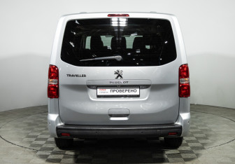 Подержанный автомобиль Peugeot Traveller 2019 года (6 фото)