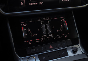 Подержанный автомобиль Audi A6 Wagon 2019 года (22 фото)
