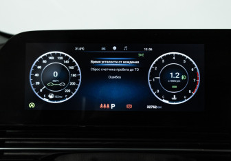 Подержанный автомобиль Omoda C5 2023 года (12 фото)