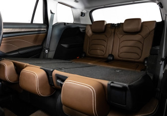 Подержанный автомобиль Skoda Kodiaq 2023 года (34 фото)