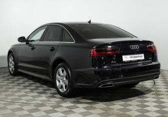Подержанный автомобиль Audi A6 Sedan 2017 года (7 фото)