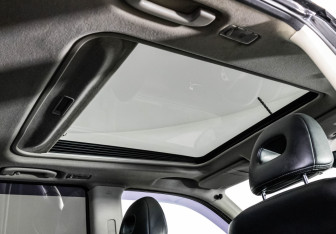 Подержанный автомобиль Nissan X-Trail 2010 года (21 фото)