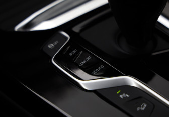 Подержанный автомобиль BMW X3 2019 года (19 фото)