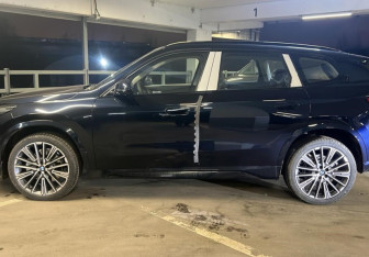 Новый BMW X1 2025 (2 фото)