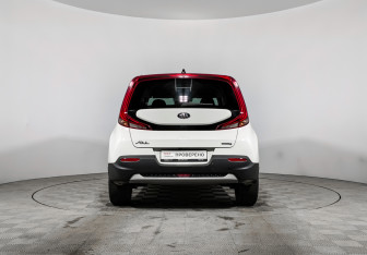 Подержанный автомобиль Kia Soul 2020 года (6 фото)