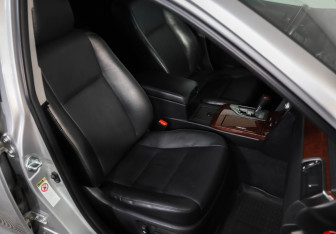 Подержанный автомобиль Toyota Camry Sedan 2013 года (27 фото)