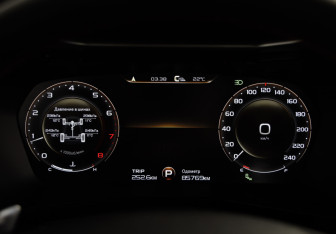 Подержанный автомобиль Geely Tugella 2023 года (13 фото)