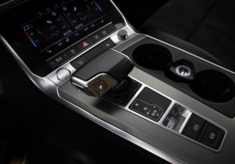 Подержанный автомобиль Audi A6 Wagon 2019 года (12 фото)