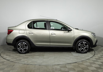 Подержанный автомобиль Renault Logan Sedan 2022 года (4 фото)