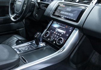 Подержанный автомобиль Land Rover Range Rover Sport 2019 года (29 фото)