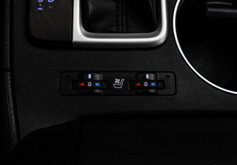 Подержанный автомобиль Toyota Highlander 2014 года (17 фото)