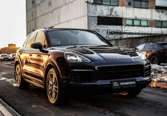 Подержанный автомобиль Porsche Cayenne 2019 года (4 фото)
