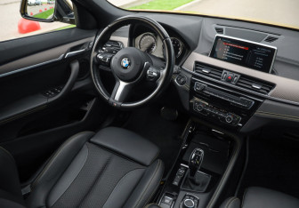Подержанный автомобиль BMW X2 2021 года (12 фото)