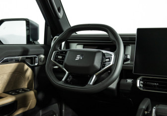 Подержанный автомобиль Jetour T2 2024 года (15 фото)