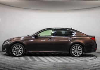 Подержанный автомобиль Lexus GS 2014 года (6 фото)